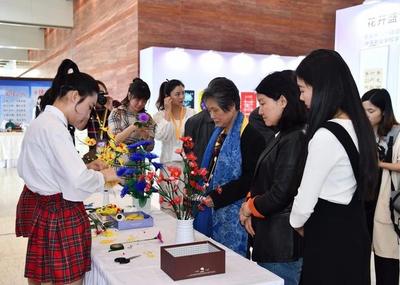 創(chuàng)新與匠心，讓作品來說話 岳陽市職業(yè)教育宣傳周活動盛大啟動